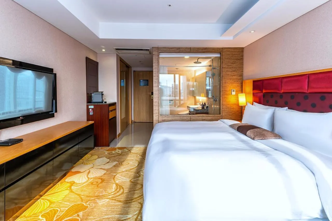 Koreana Hotel Seoul 4*,